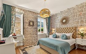 Dominus Rooms